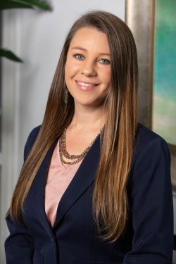 Headshot of Megan Elkins